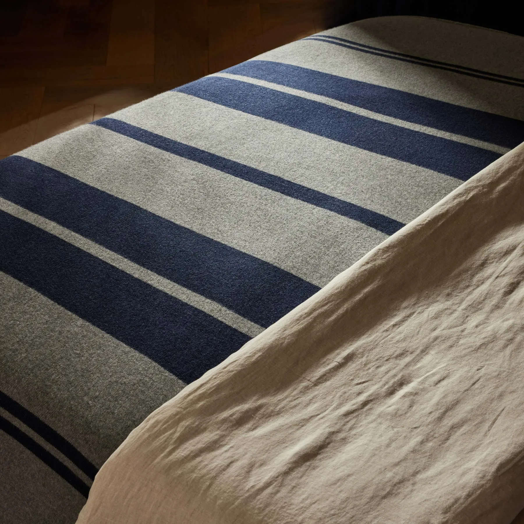 Cashmere Stripe Knit Blanket - Heather Grey/Navy