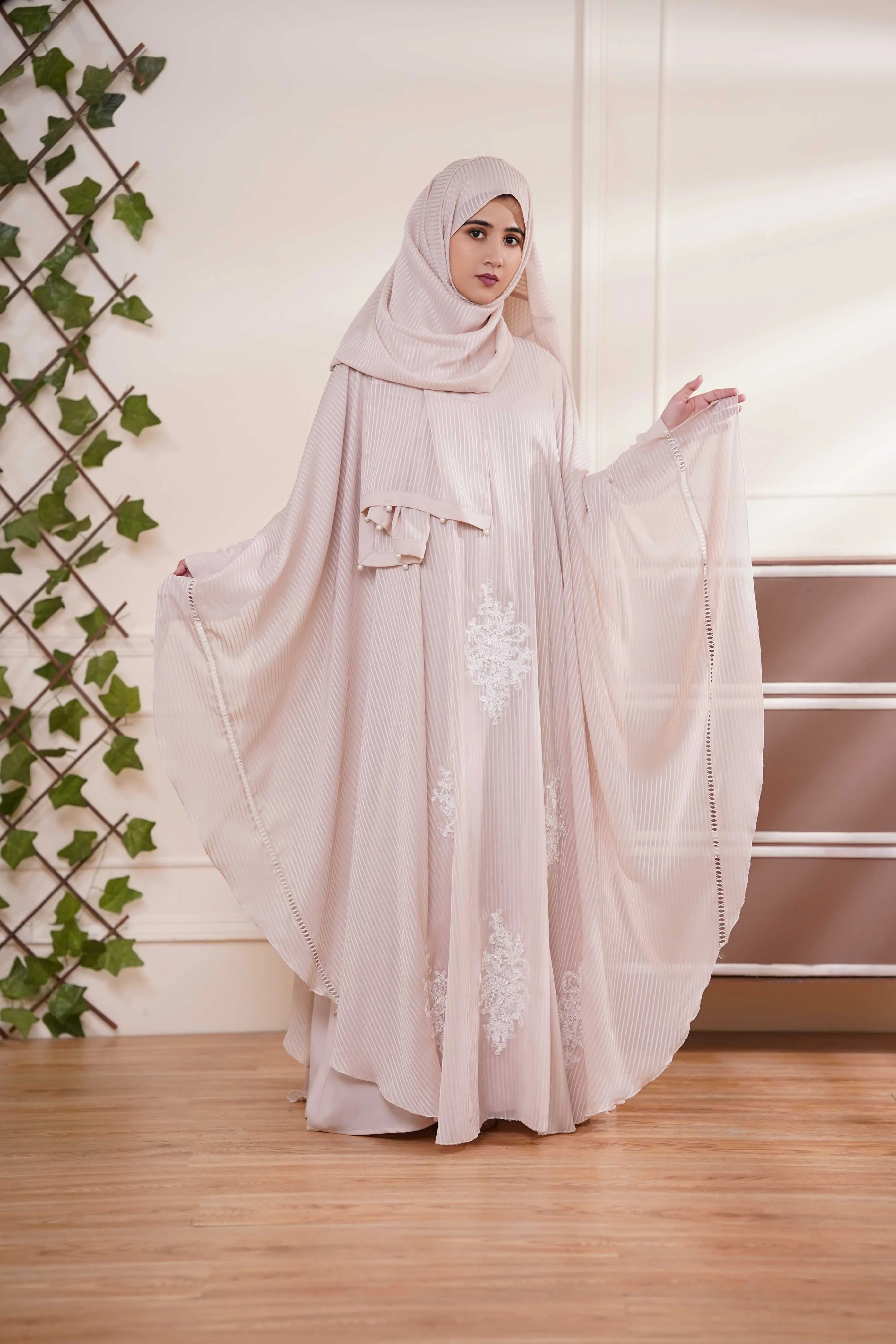 Gulhane Abaya