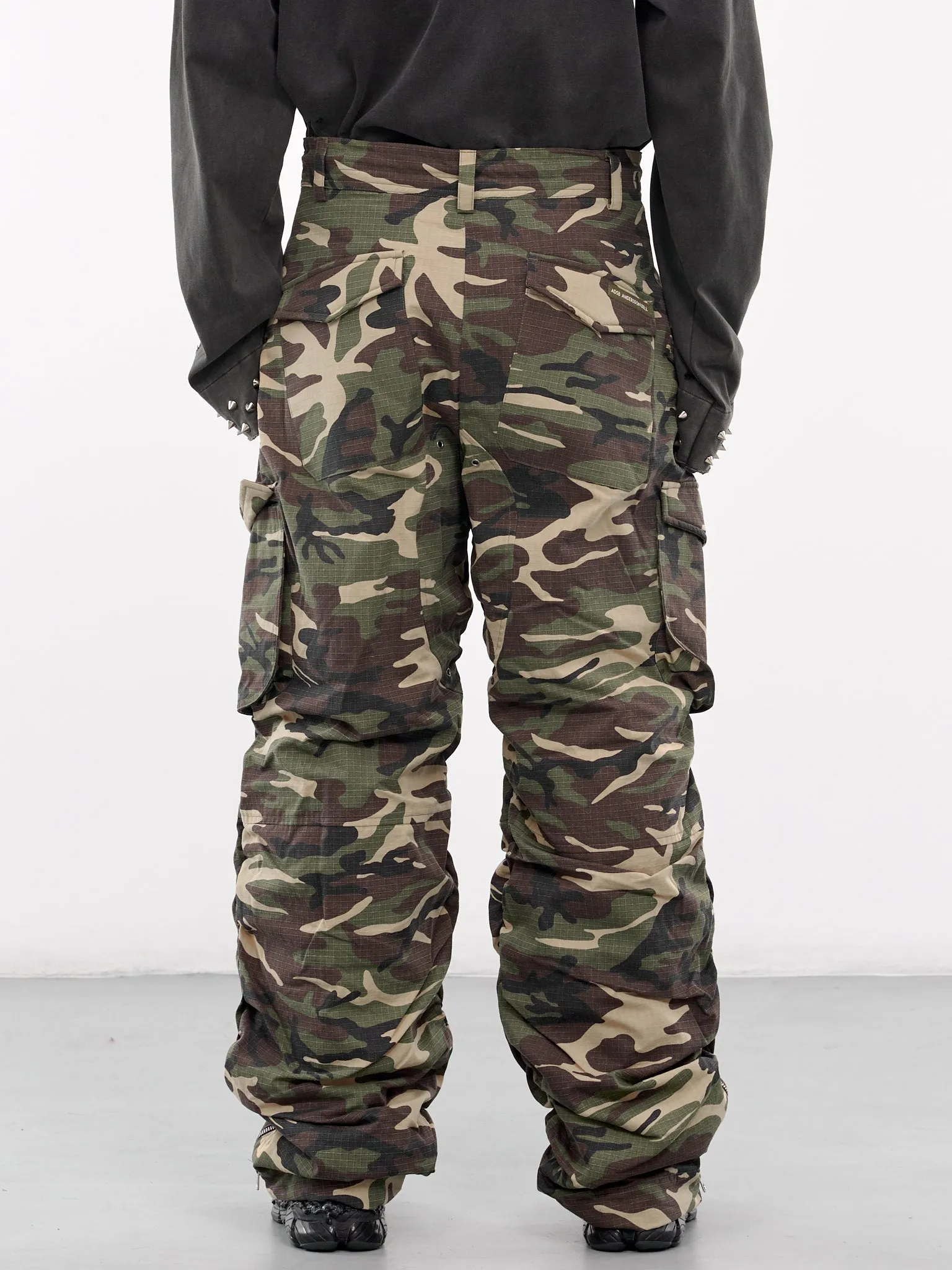 Reversible Padded Camouflage Cargo Pants (APA688M-MULTI)