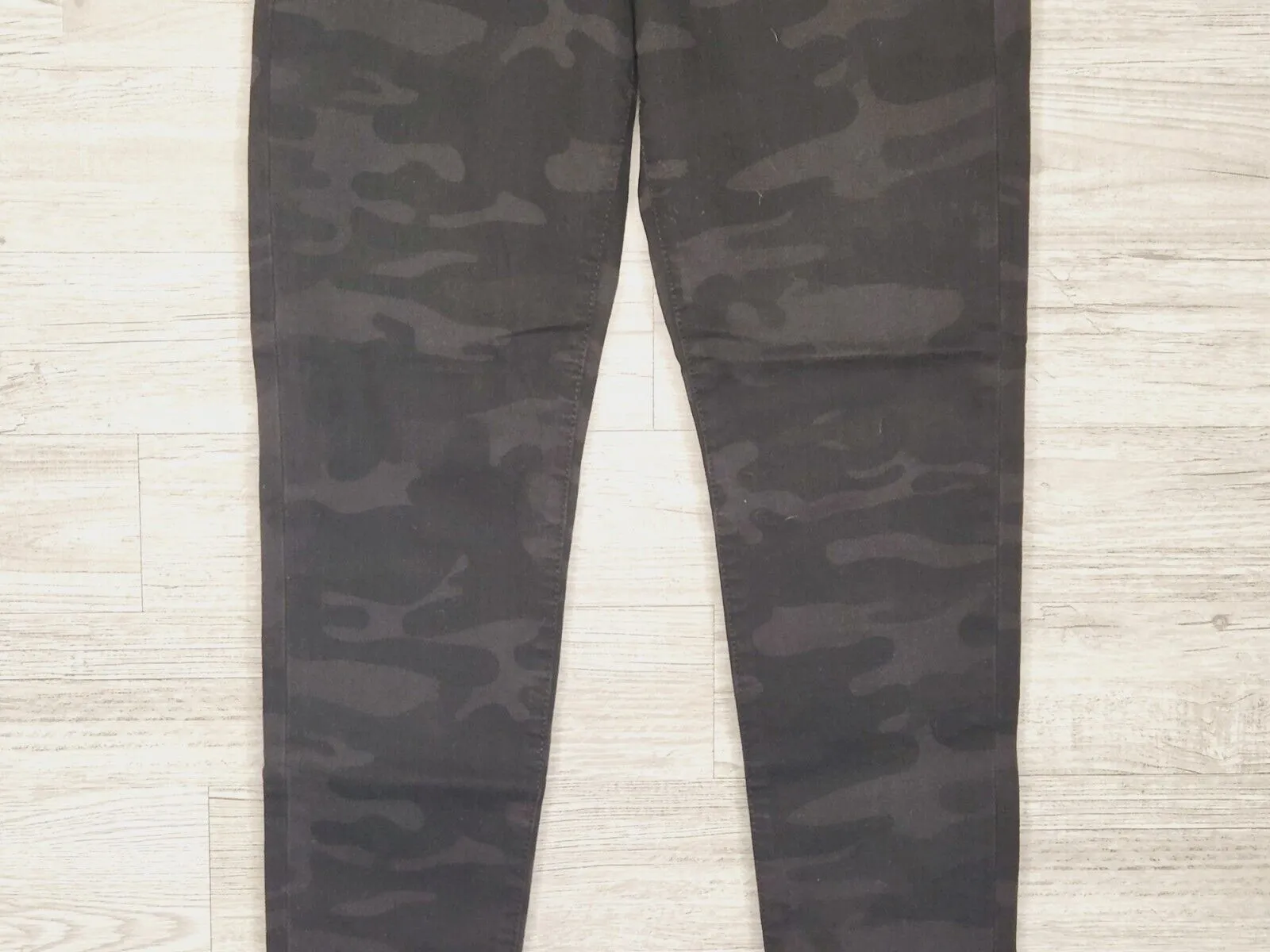 Social Standard by Sanctuary Women's Black Camo Mid-Rise Ankle Skinny Jeans