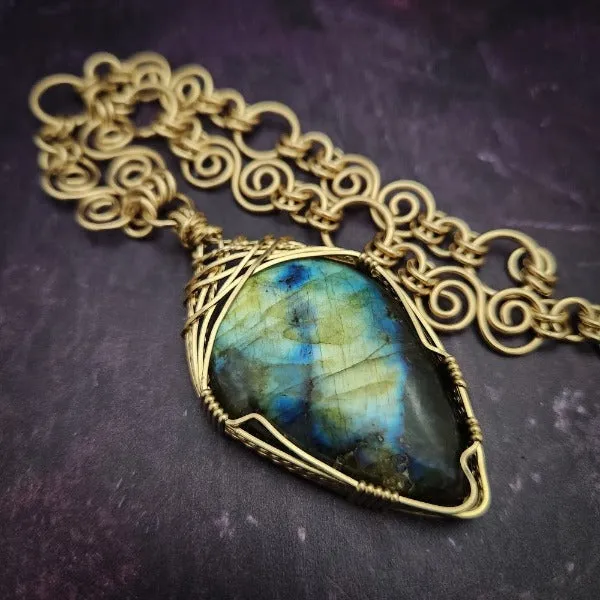 SOLD - READY TO SHIP INFINITY SOFT LOCKING CHAIN COLLAR, Gold with Labradorite, One of A Kind