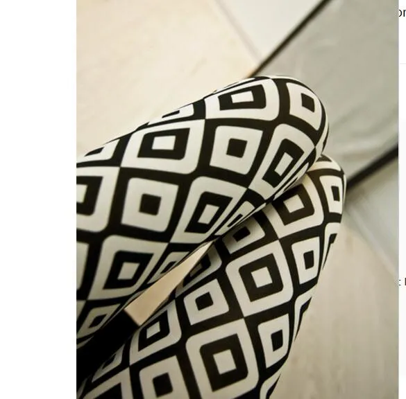 Women's leggings with a unique stretch design.